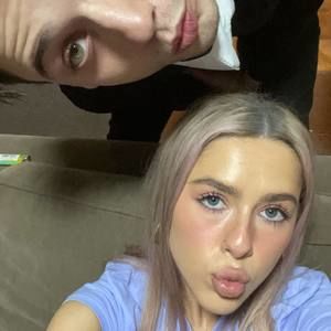 Meet your Posher, Isabella